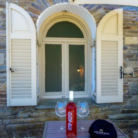 Petra Mare ゲストハウス ブアブロウ