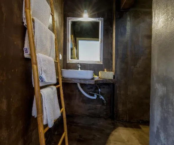 Pietra Mare Vourvourou