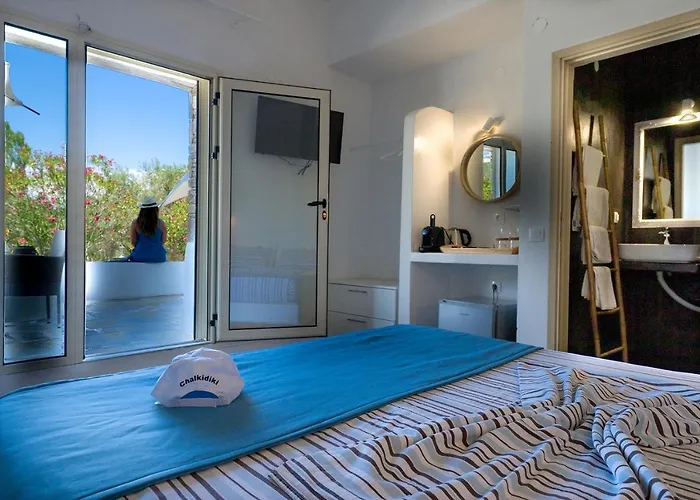 Pietra Mare Vourvourou 3*